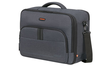 Fitting Ryanair and Wizz Air free-on-board cabin bag policy