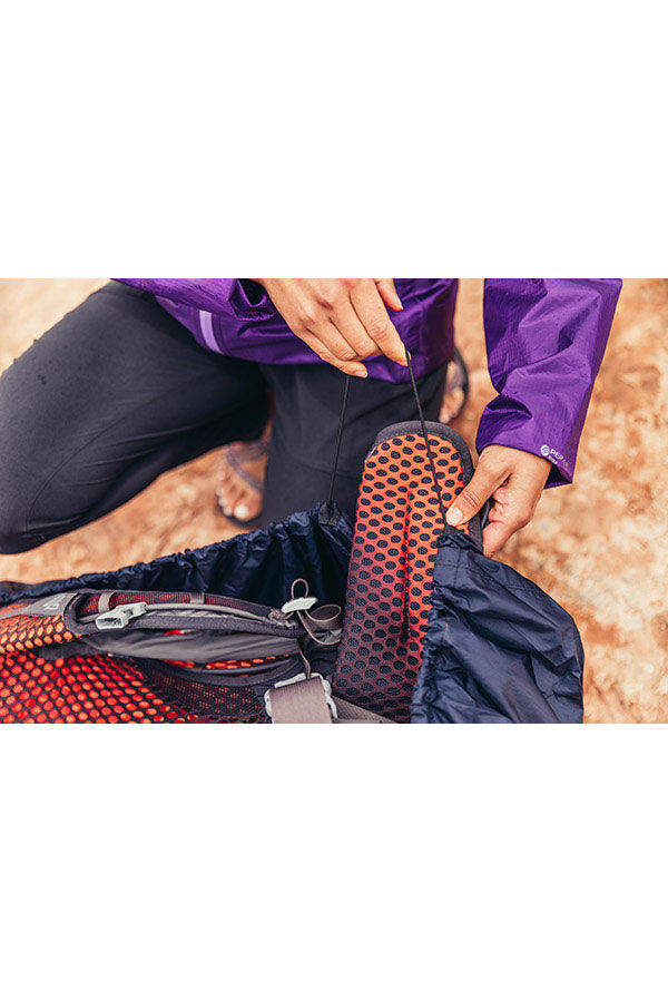 Gregory  Raincover 50L-80L  Beaming Red