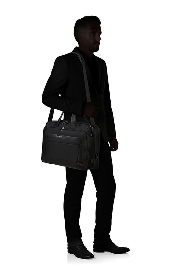 Samsonite Pro-Dlx 6 Bailhandle Expandable 17.3'  Zwart