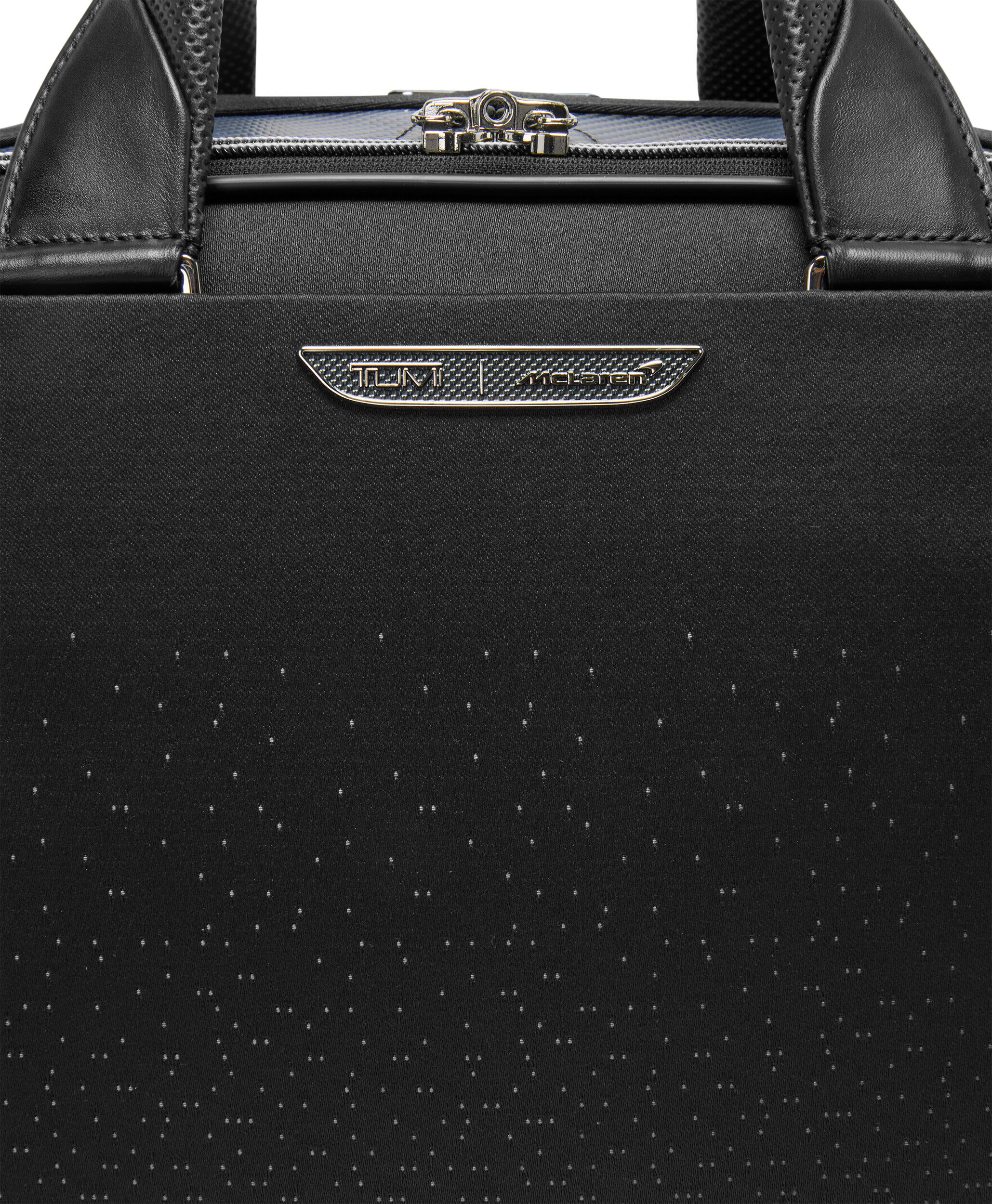TUMI McLaren Reistas
