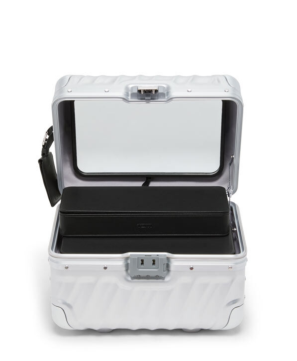 TUMI Beautycase
