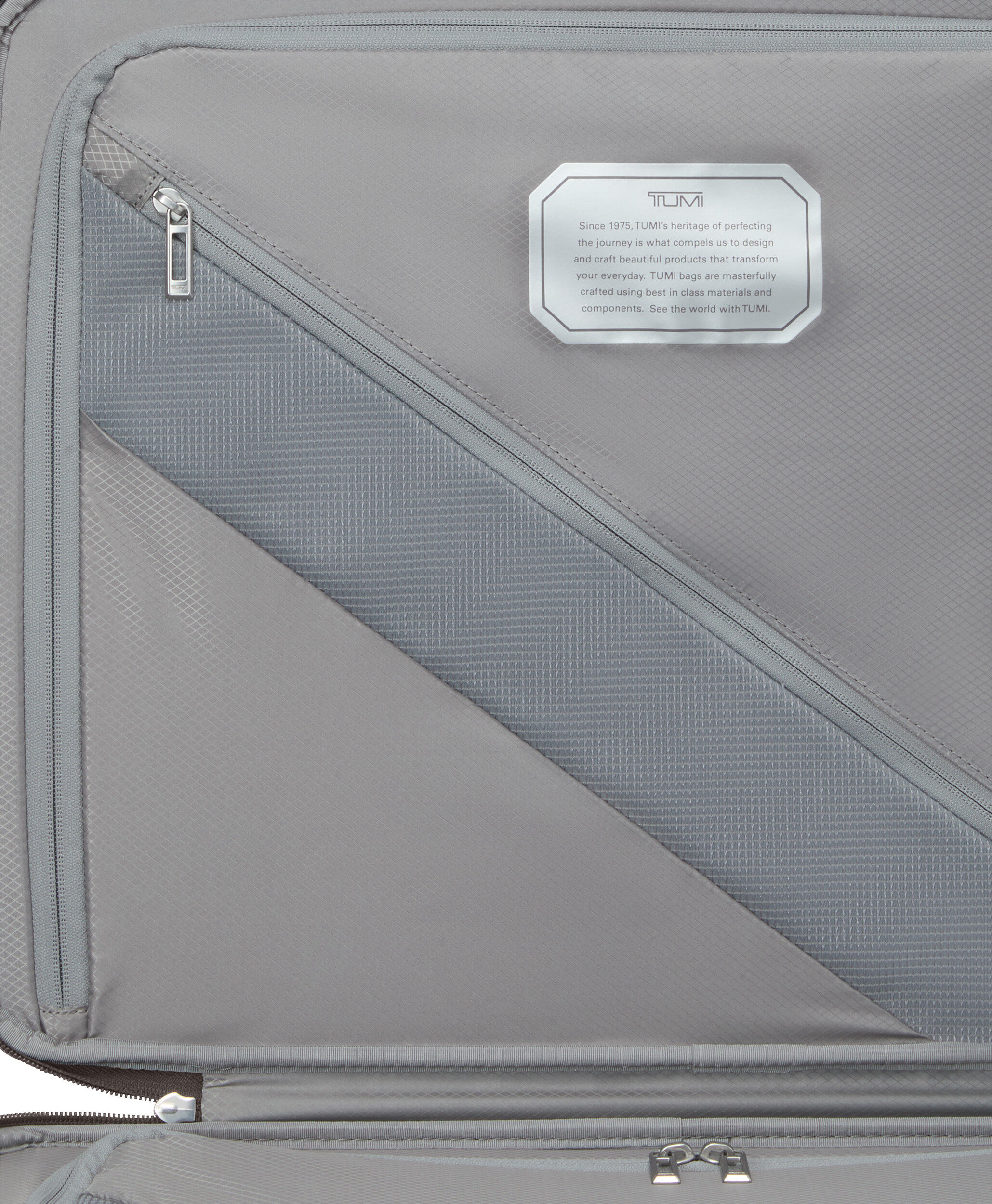 19 Degree Lite Koffer (4 wielen) 55 cm - Cont.